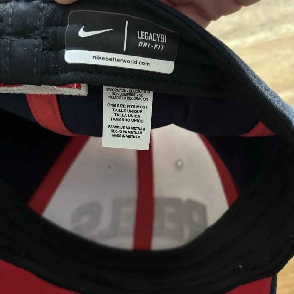 Nike Ole Miss Rebels Hat Cap NCAA‎ Blue Red NON Adjustable Sporty Gym Athleisure